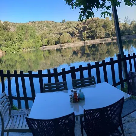Papa-antonis Stone House Holiday home *